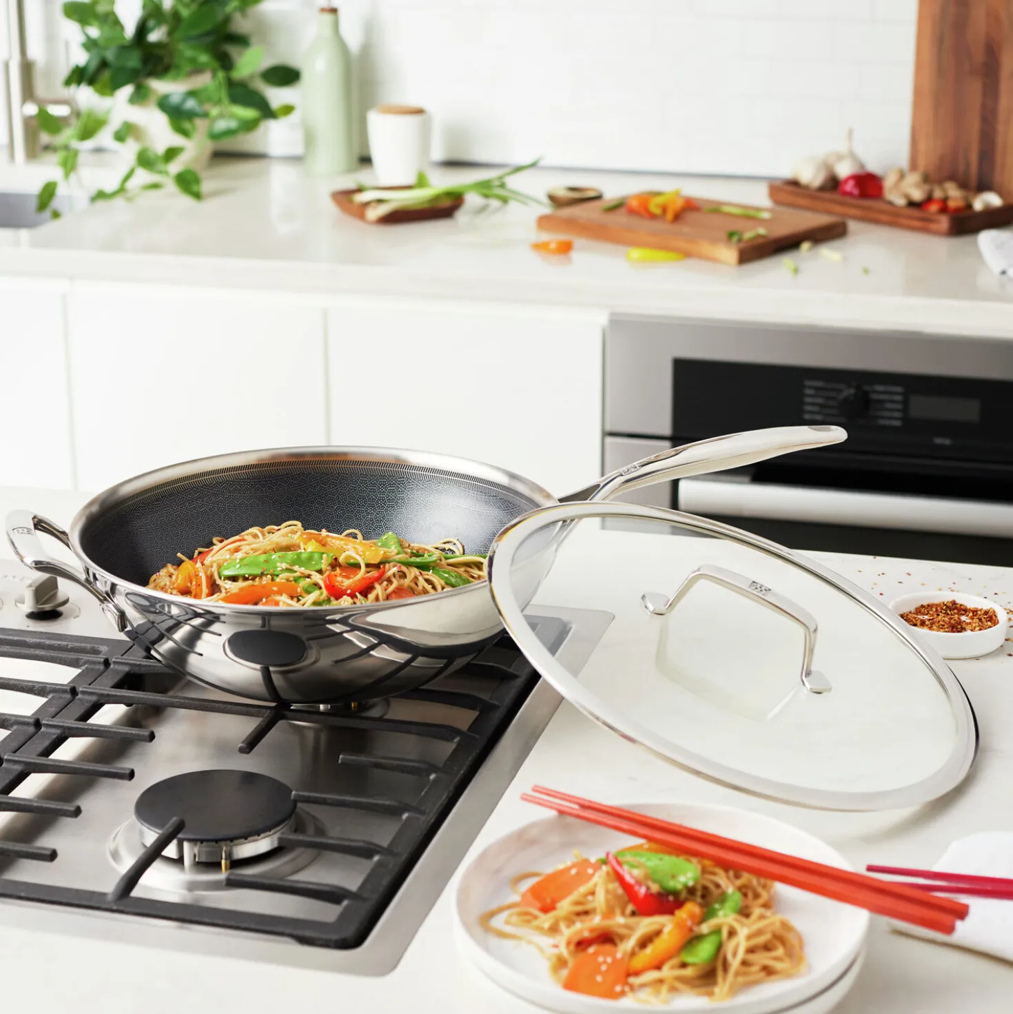30 cm, Wok avec couvercle, Argent