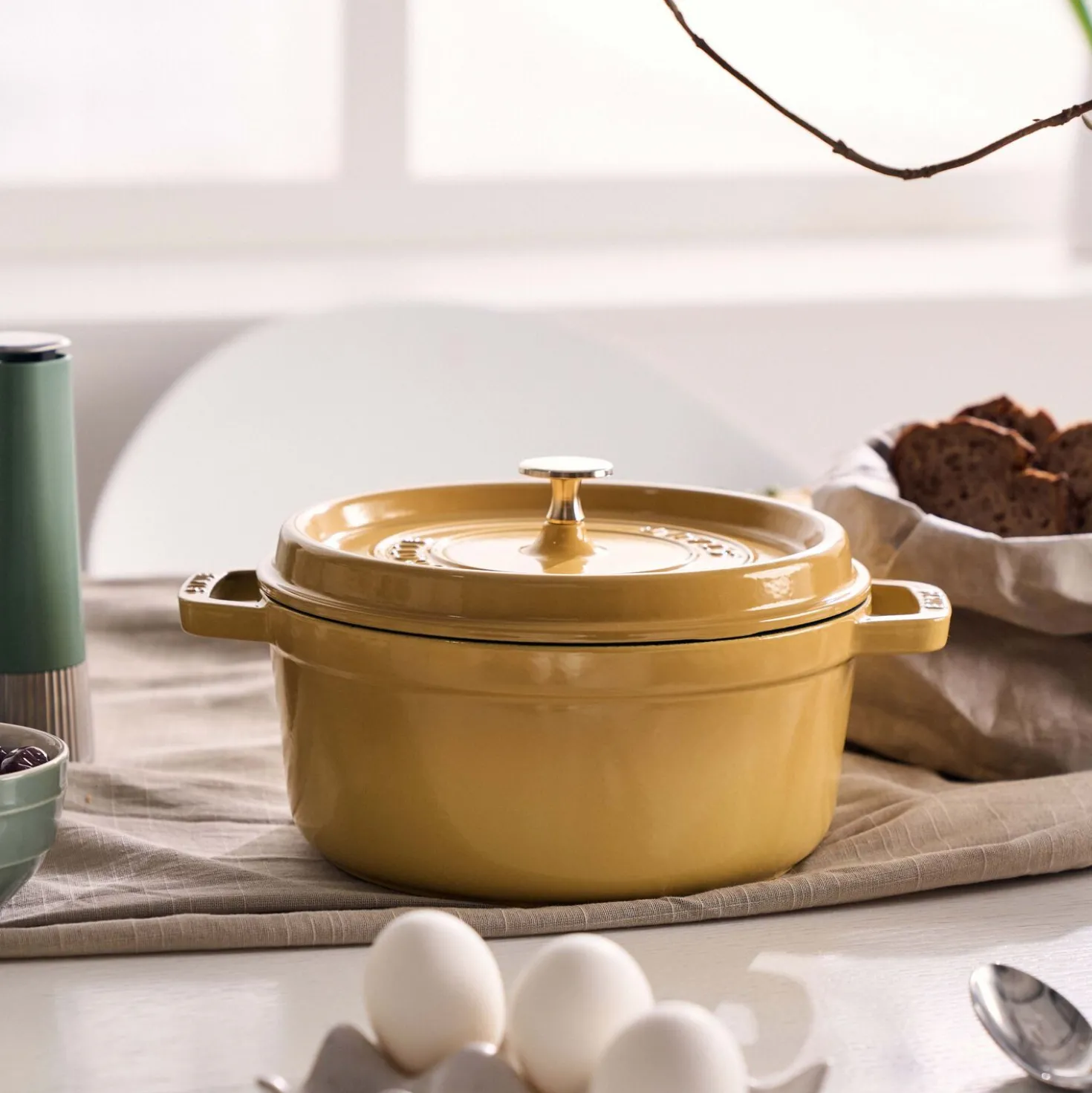Cocotte 24 cm, Rond(e), Citron, Fonte