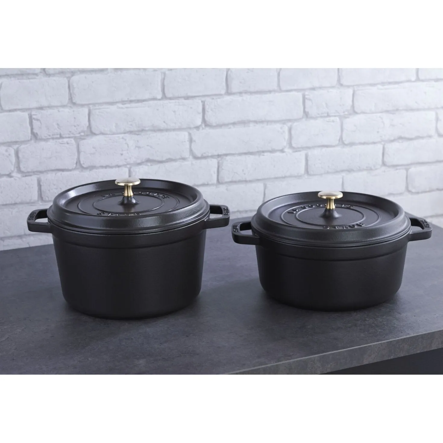 Cocotte haute 24 cm, Rond(e), Noir mat, Fonte