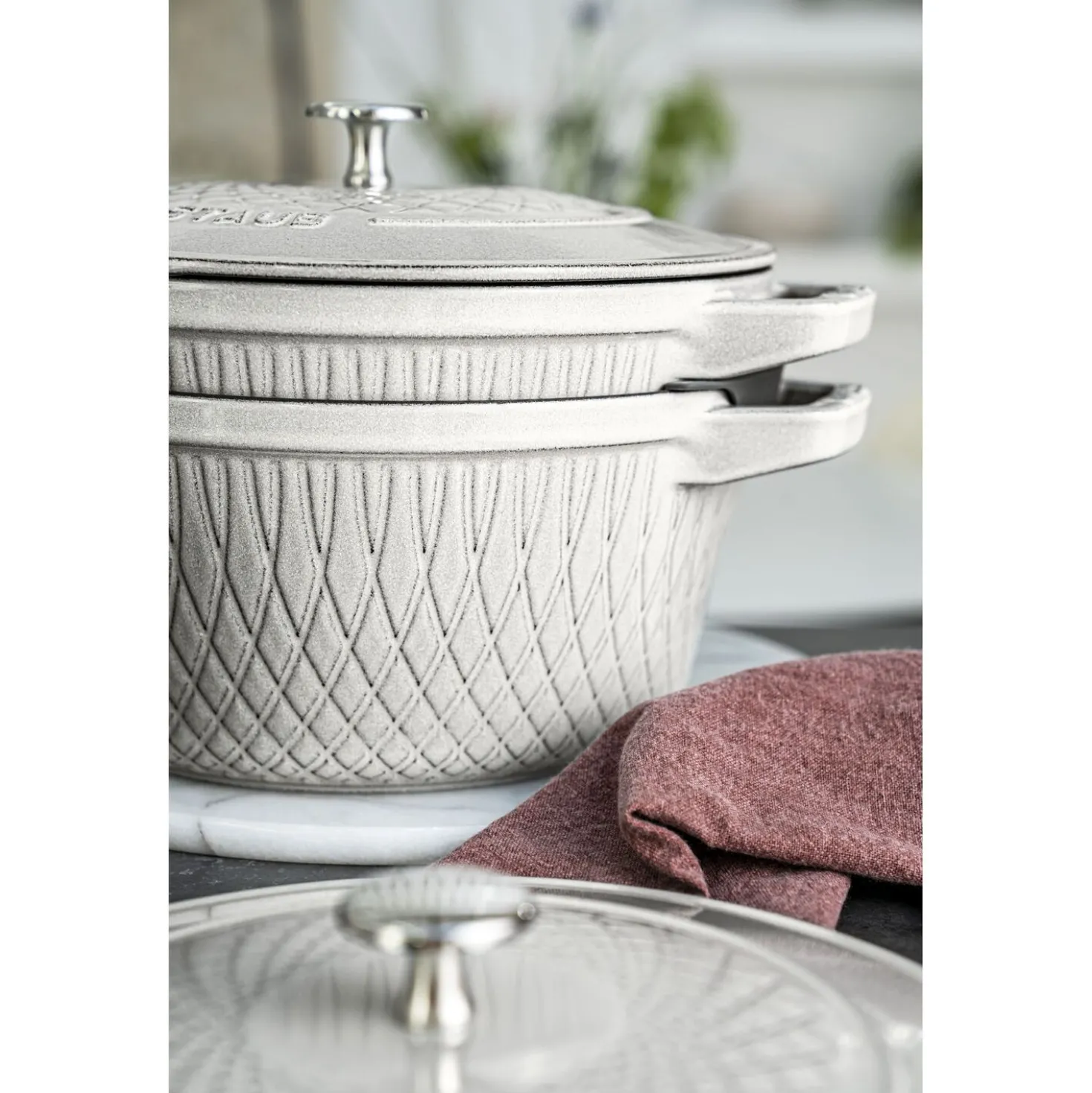 Cocotte twister 20 cm, Rond(e), Truffe blanche, Fonte