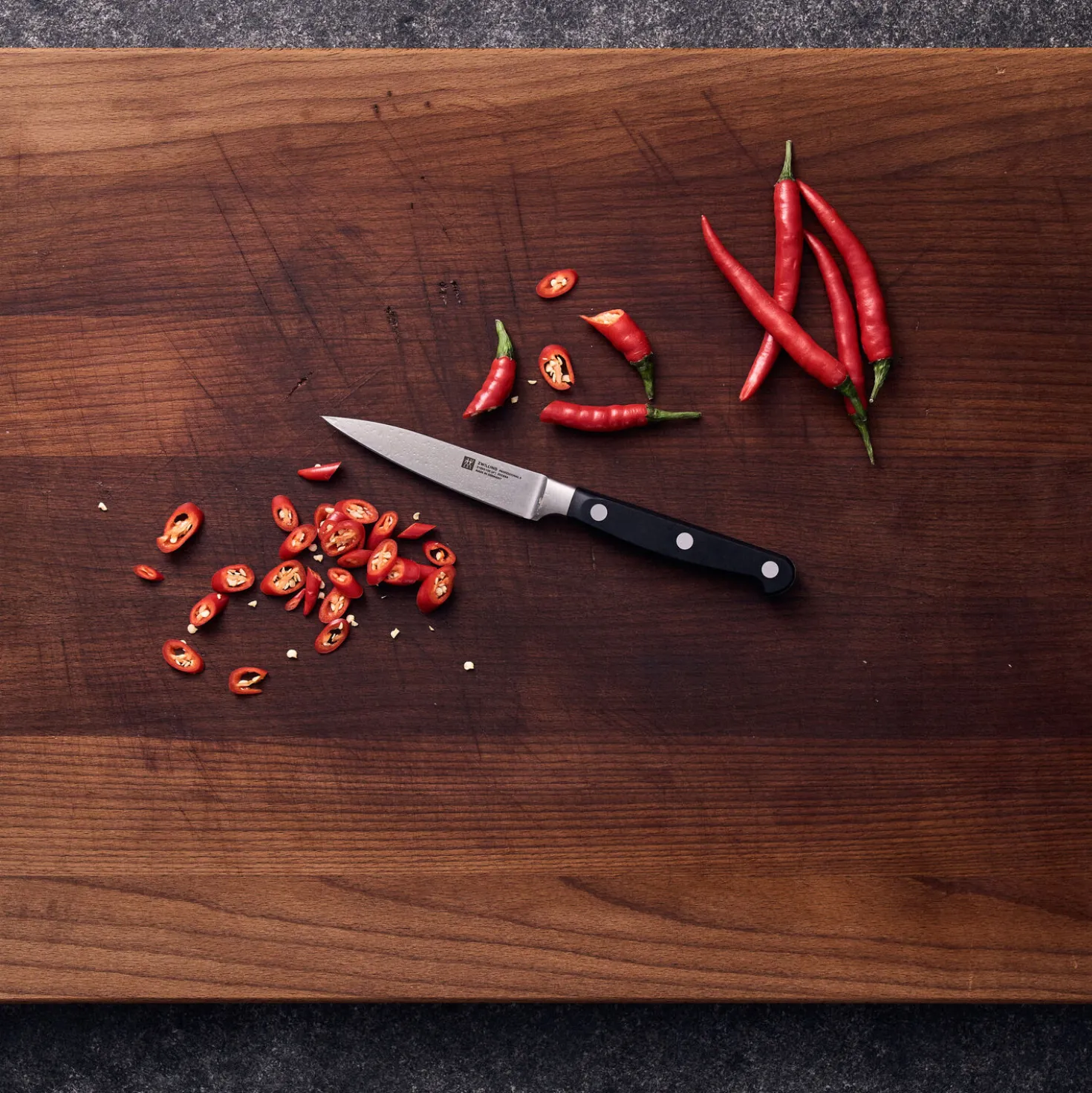 Couteau à larder et garnir 10 cm