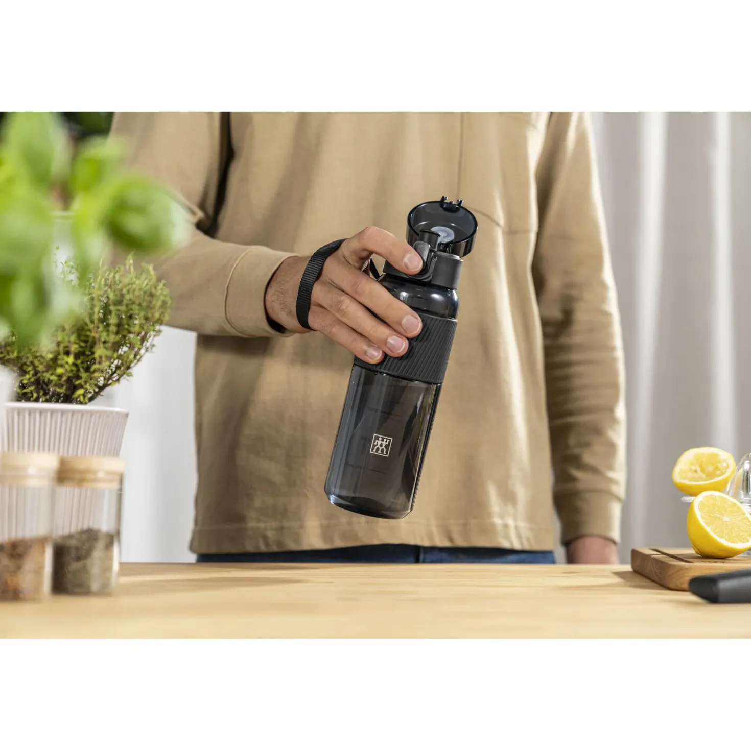 gourde, 680 ml, Tritan, Noir mat