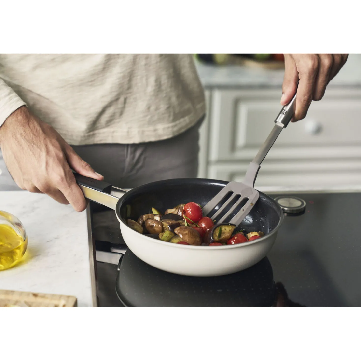 Poêle, 24 cm, Inox 18/10, Revêtement antiadhésif en céramique
