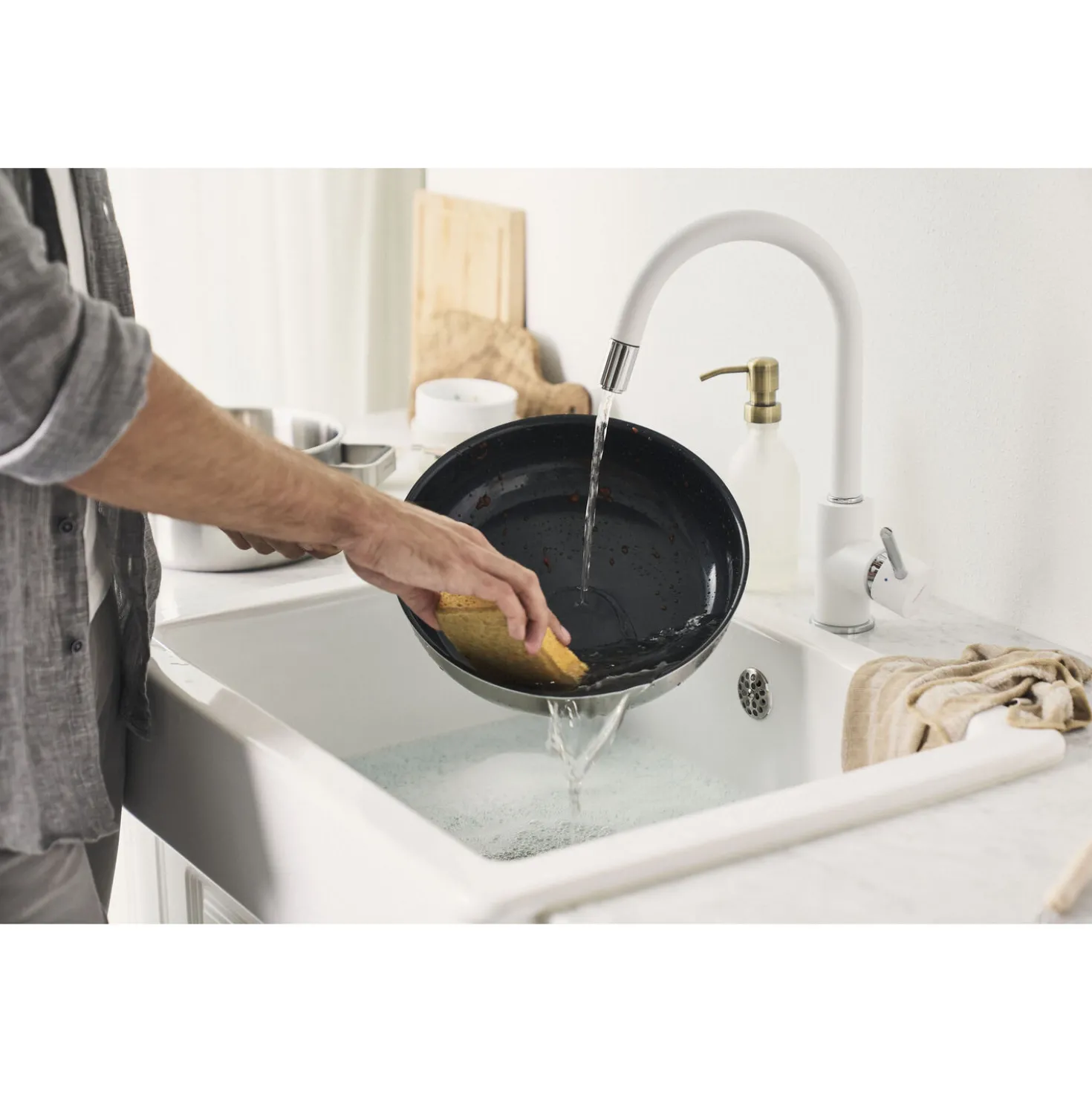 Poêle, 24 cm, Inox 18/10, Revêtement antiadhésif en céramique