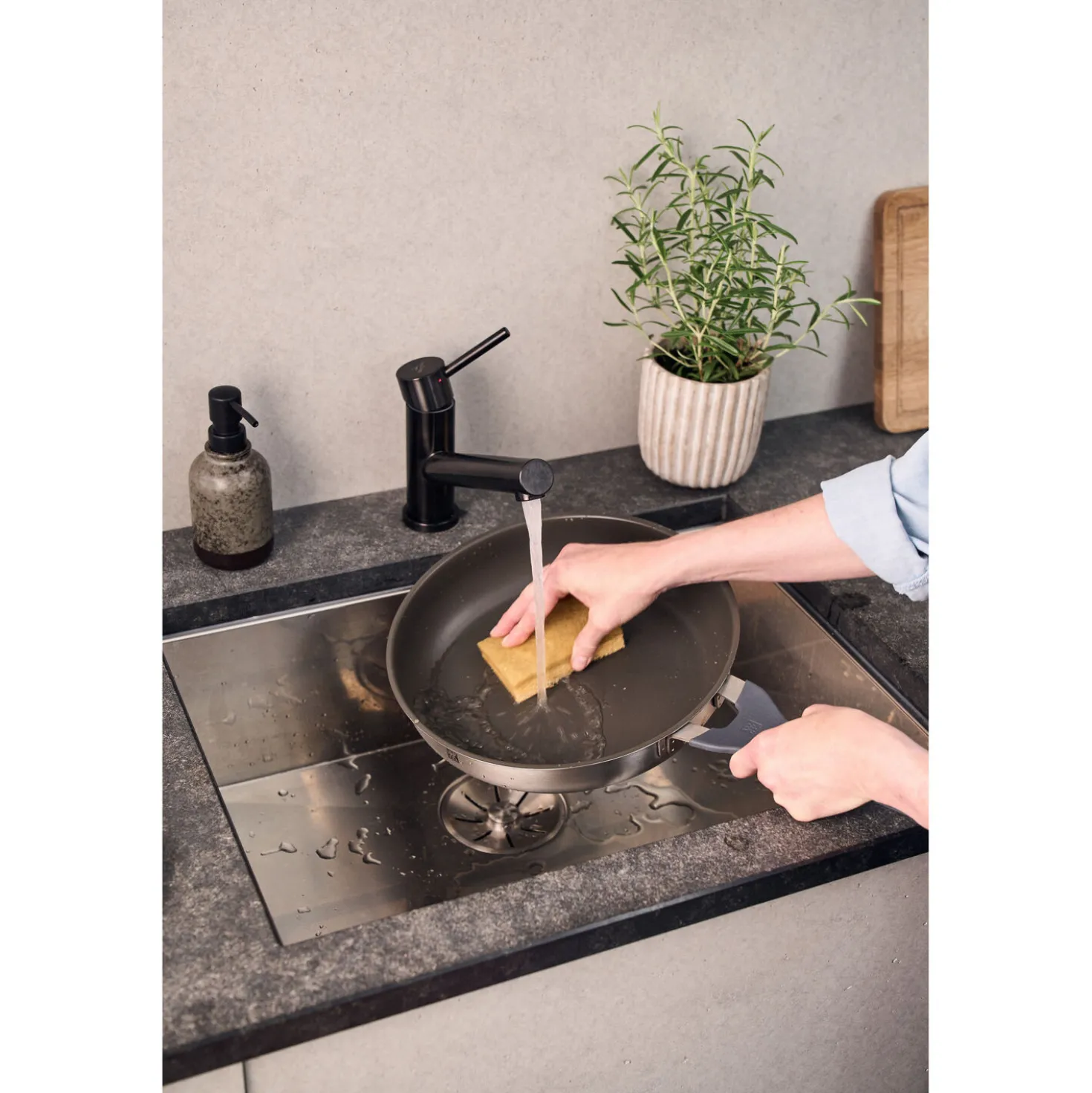 Poêle, 24 cm, Inox 18/10, Revêtement antiadhésif en céramique