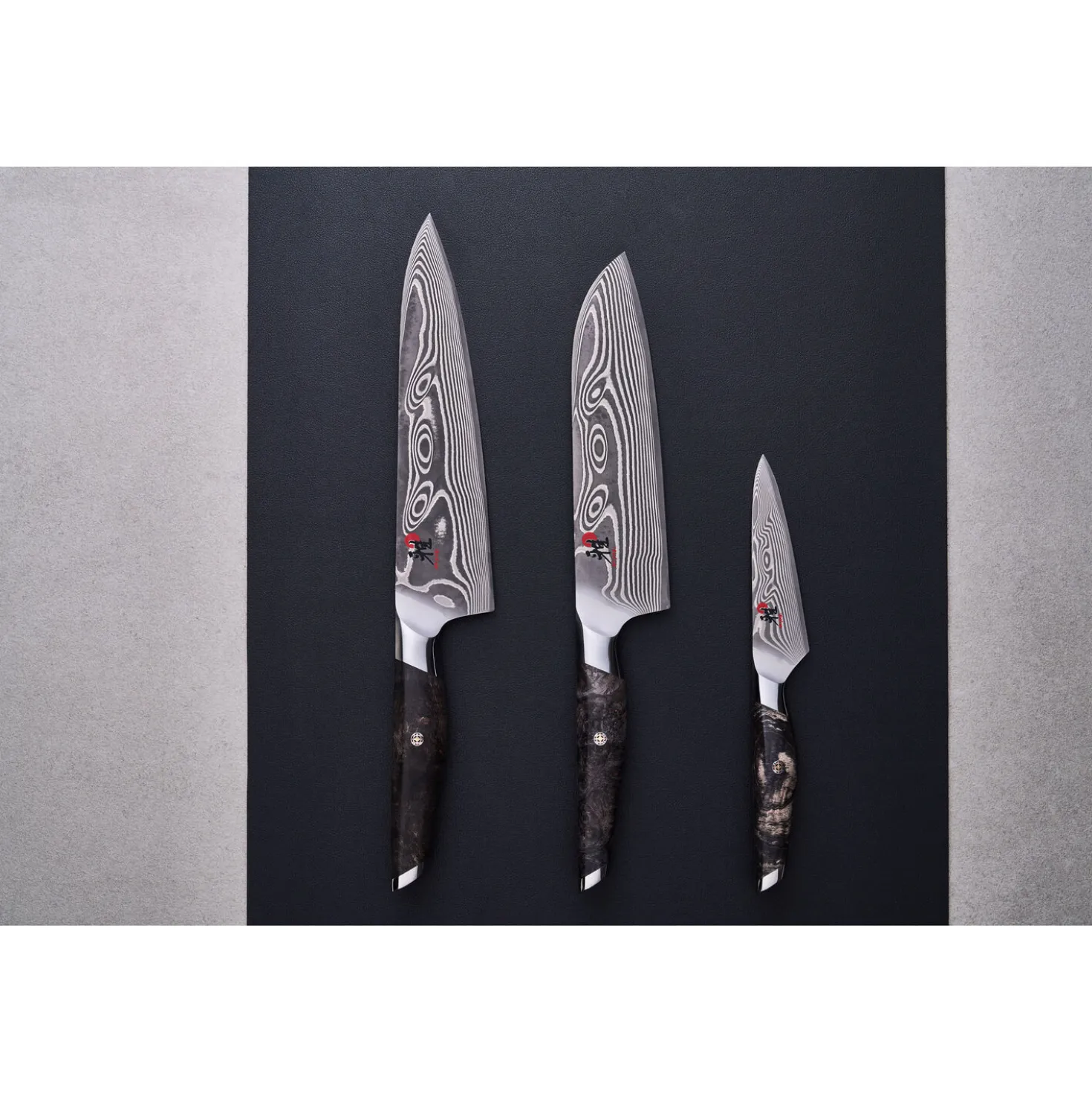 Santoku 18 cm, Noir brun, Tranchant lisse