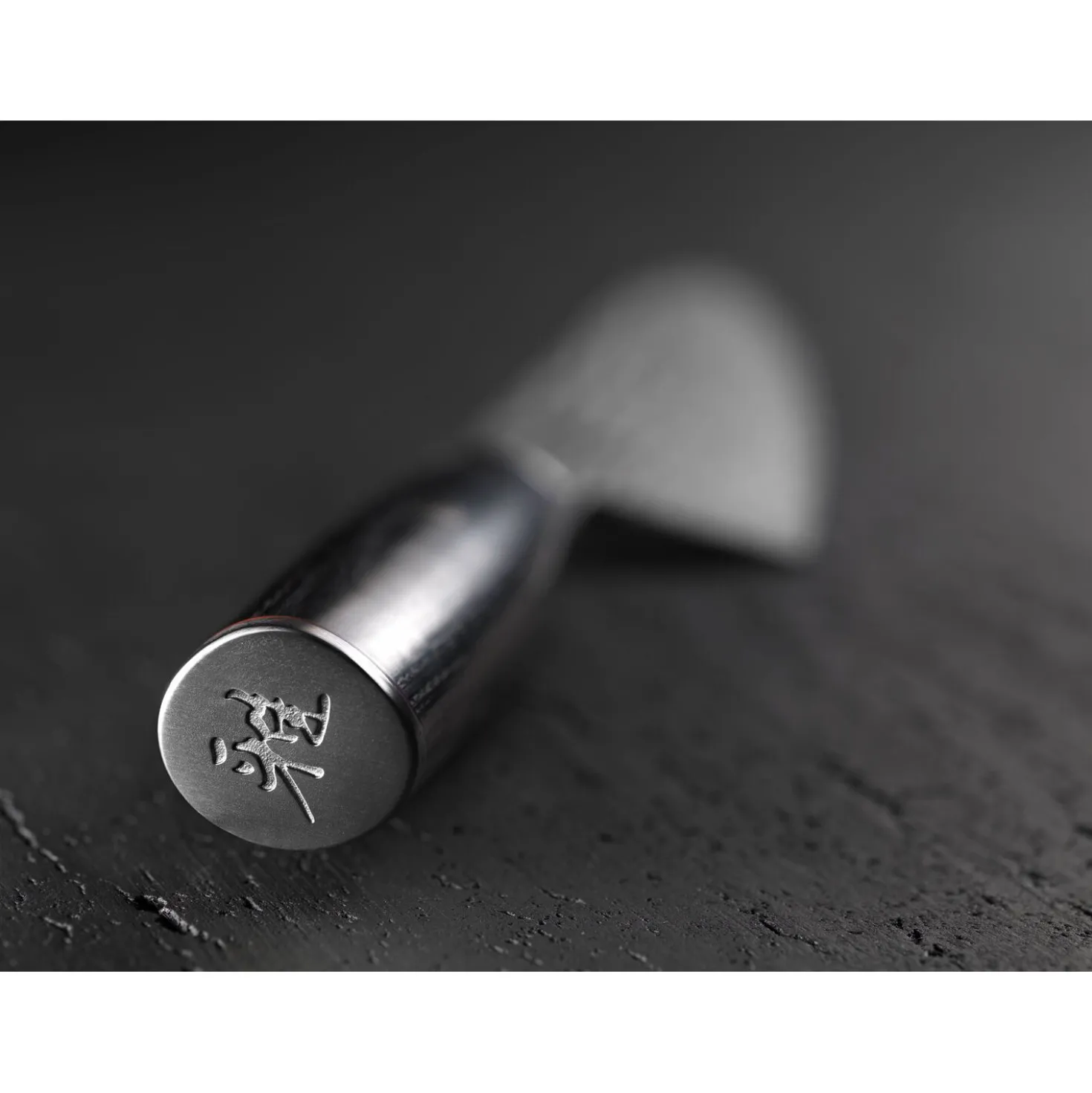 Santoku 18 cm, Noir brun, Tranchant lisse