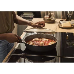 Sauteuse avec couvercle, 28 cm, Aluminium, Revêtement antiadhésif en céramique
