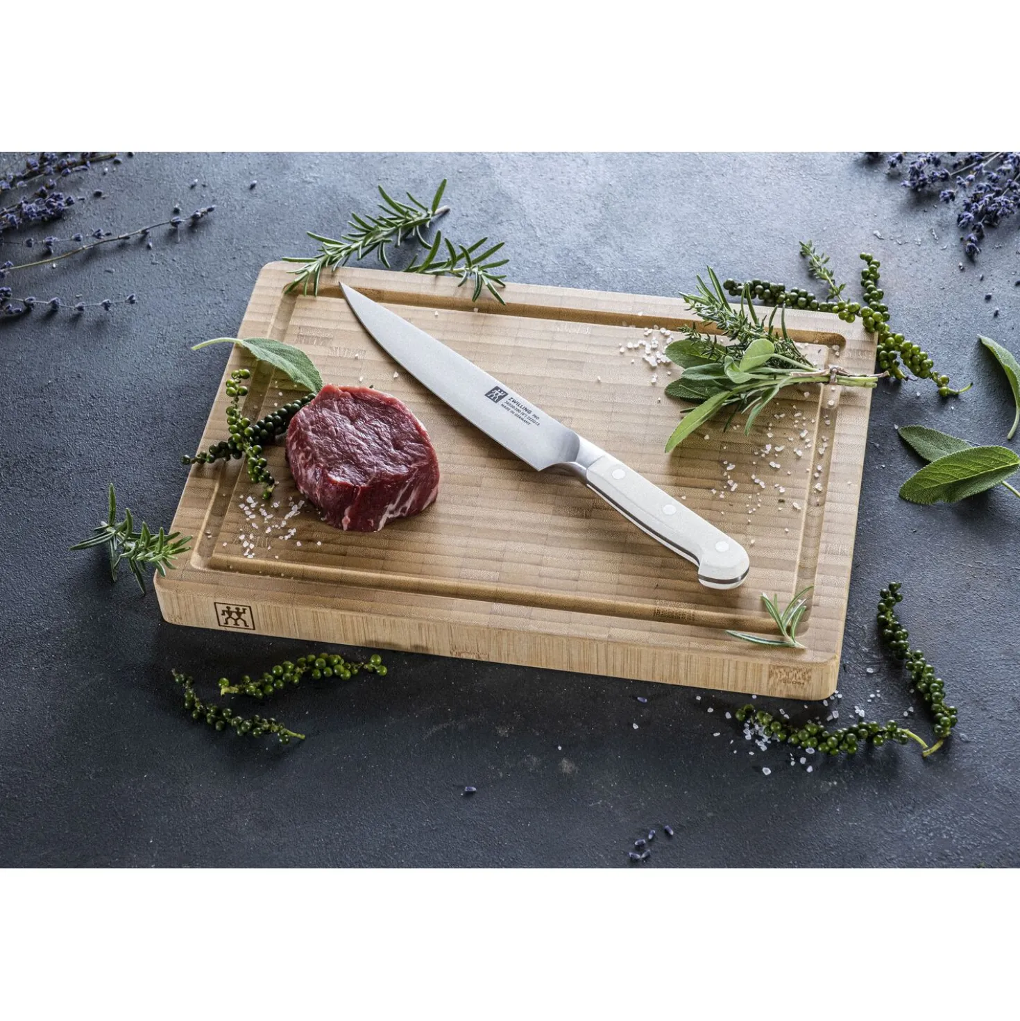 Set de couteaux avec planche à découper et ciseaux, 5-pcs.
