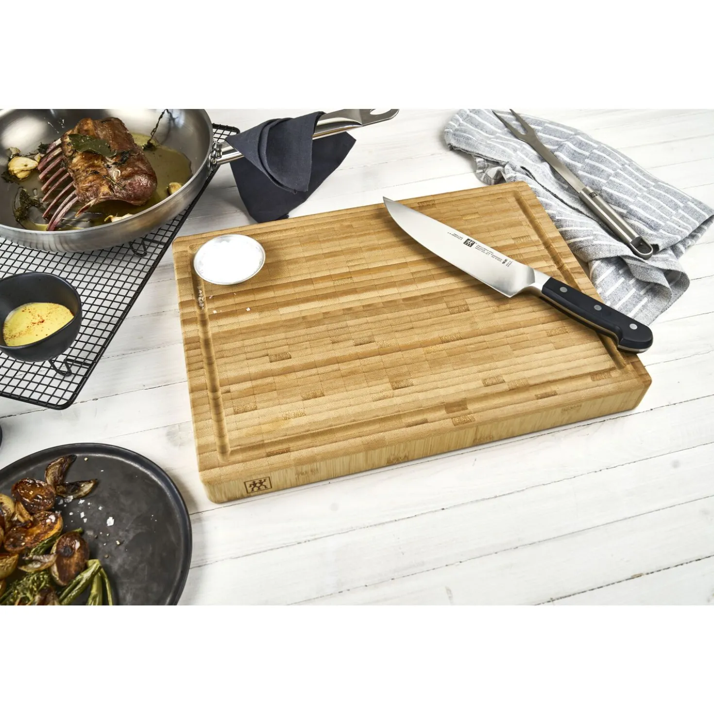 Set ZWILLING avec planche à découper et couteaux, 3-pcs. .