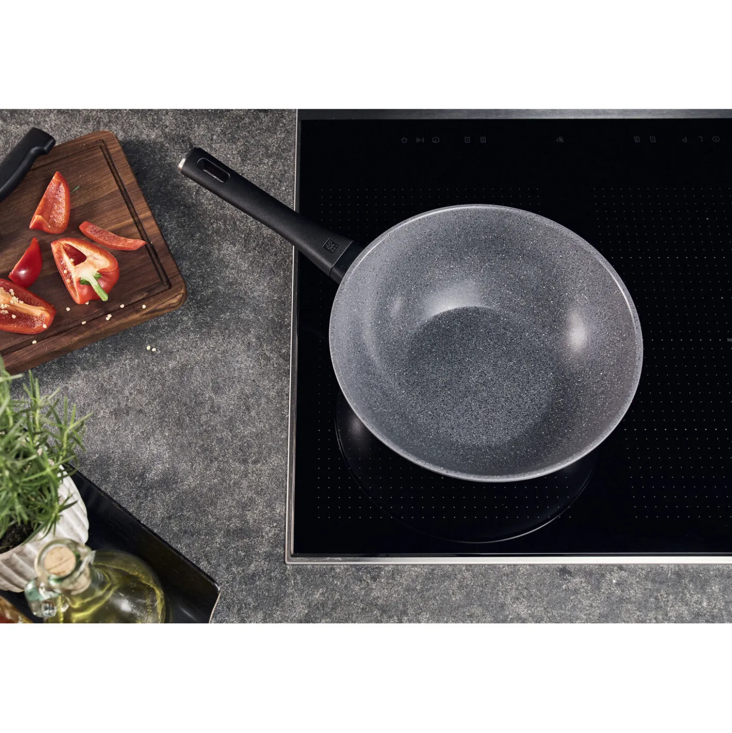 Wok, 28 cm, Aluminium, Revêtement antiadhésif en céramique renforcée en titane