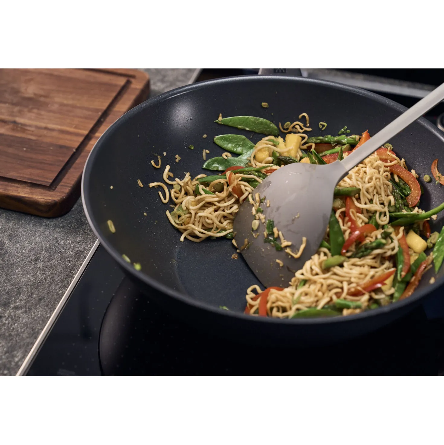Wok, 30 cm, Aluminium, Revêtement antiadhésif en céramique renforcée en titane